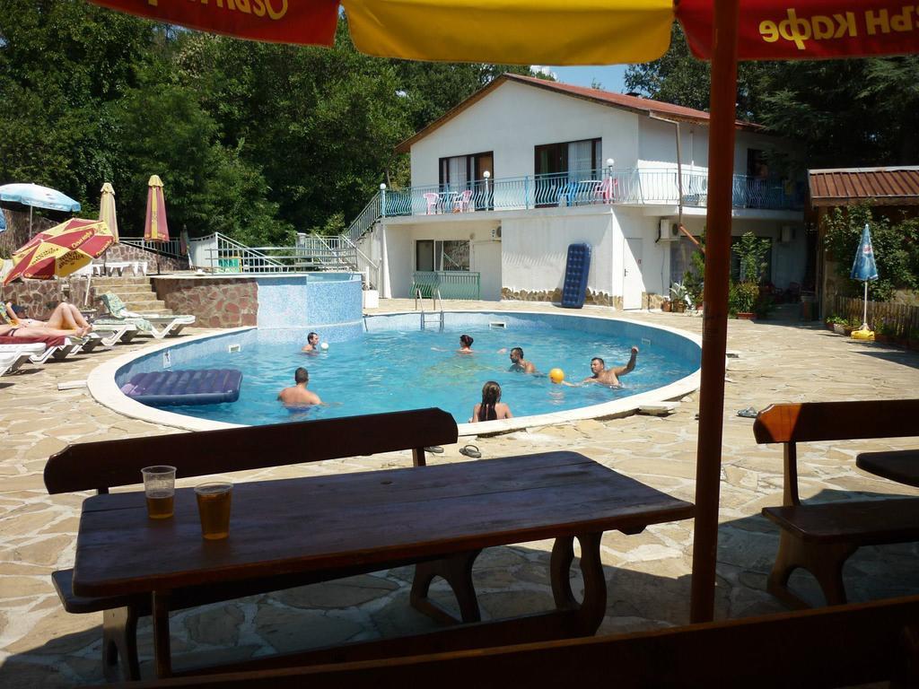 Oasis Villas Златни пясъци Екстериор снимка